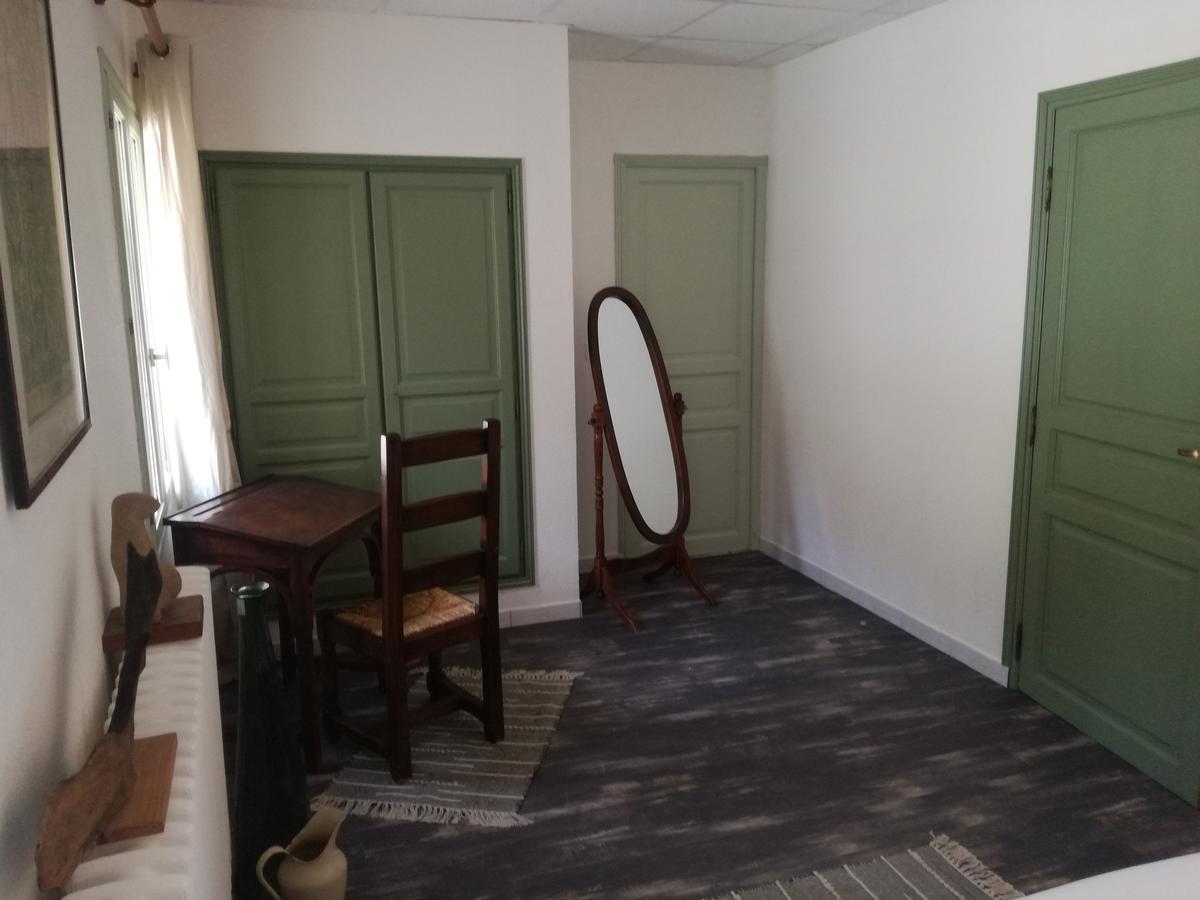 Gites Les Tilleuls Clamensane Exterior foto